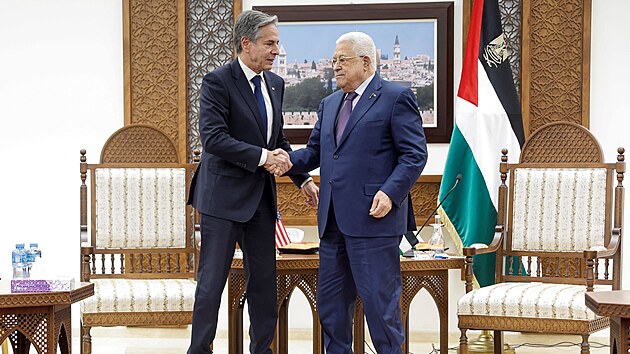 f americk diplomacie Antony Blinken na schzce s pedsedou Palestinsk samosprvy Mahmdem Abbsem v Ramallhu (5. listopadu 2023)