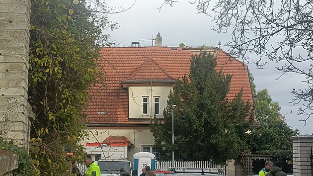 Zaalo bourn Schieszlovy vily v Praze 5 (8. listopadu 2023)