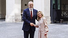 Italská premiérka Giorgia Meloniová a p�edseda albánské vlády Edi Rama se...
