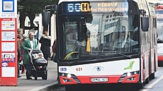 Autobus MHD v centru Ústí nad Labem