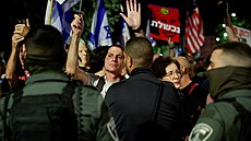 ást Izraelc ádá, aby premiér Benjamin Netanjahu pijal osobní odpovdnost za...