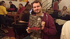 Kniha Milana Roz�afného a jeho party pokrývá p�es �est set film�.