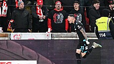 Plzeňský záložník Erik Jirka slaví gól na Slavii, kde se trefil dokonce dvakrát...