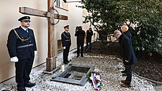 Pietní shromádní k uctní památky popravených a zemelých politických vz z...