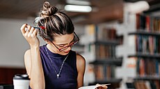 Sladit ka�dodenní povinnosti spojené se studiem, prací a koní�ky je náro�né!