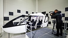 P�edstavení konceptu bezpilotního dronu, který by mohl slou�it jako aerotaxi...