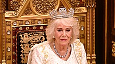 Královna Camilla na otevření zasedání nového období britského parlamentu...