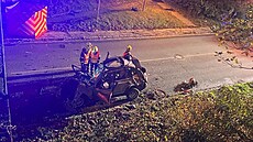 Nehoda kamionu s osobním vozidlem si vy�ádala jeden lidský �ivot, dal�í t�i...
