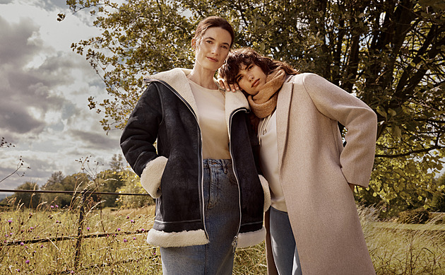 Ať vám to sluší i ve spadaném listí. Hřejivé kousky, které jsou šik