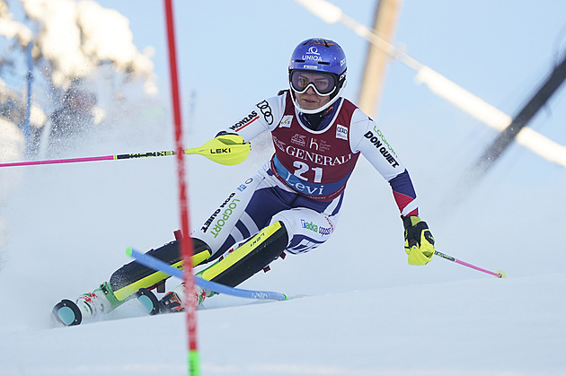 Šestnácté místo pro Dubovskou, Vlhová slalom v Levi nedojela. Slaví Shiffrinová