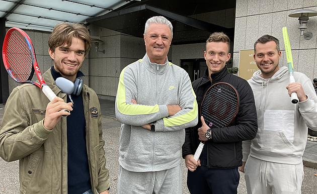 Češi míří na finále Davis Cupu: s pokorou i sebevědomím, Lehečka a Macháč zdraví