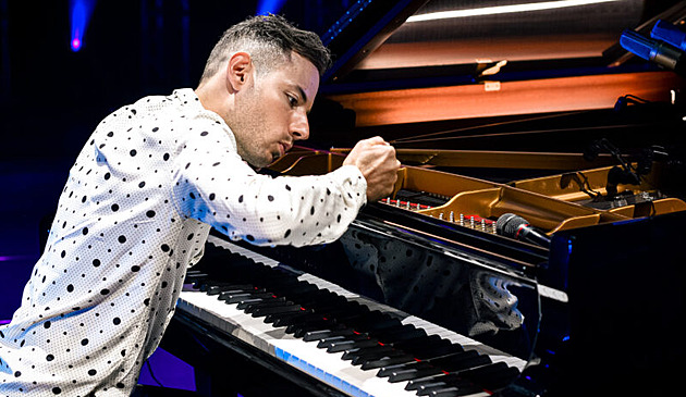 Klavírní virtuos Peter Bence se chystá okouzlit Prahu