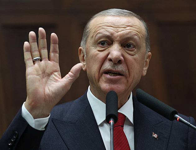 Přestaňte podporovat Izrael a bude příměří, řekl Erdogan Bidenovi