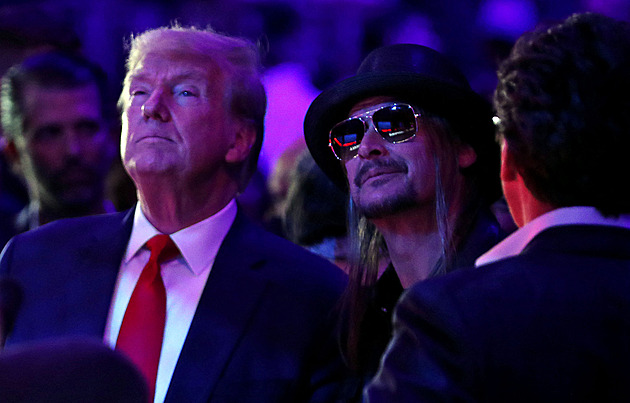 Jestli se budu chovat jako diktátor? Jenom první den, prohlásil Trump