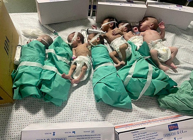 Nemocnice Šífa připomíná hřbitov, varuje WHO. Mrtvé žerou psi, tvrdí ministryně