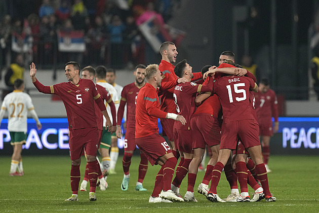 Fotbalisté Srbska poprvé postoupili na ME, Lukaku řídil výhru Belgie čtyřmi góly