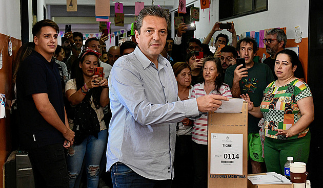 Argentinci volí prezidenta v druhém kole. Řada obyvatel se nehodlá účastnit