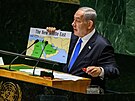 Benjamin Netanjahu ukazuje na pd OSN svoji mapu nového blízkovýchodního...