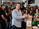 Argentinský ministr hospodáství a kandidát na prezidenta Sergio Massa hlasuje...
