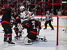 Momentka ze zápasu NHL mezi Minnesotou Wild a Ottawou Senators.