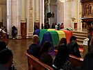 Poslední rozlouení s prvním mexickým nebinárním soudcem Jesúsem Baenou a jeho...