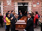Poslední rozlouení s prvním mexickým nebinárním soudcem Jesúsem Baenou a jeho...