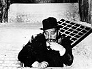 Rudolf Hruínský ve filmu Adéla jet neveeela (1978)