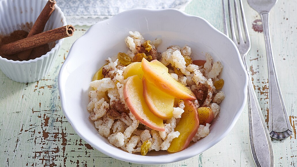 Haluky se skoicí, jablky a rozinkami