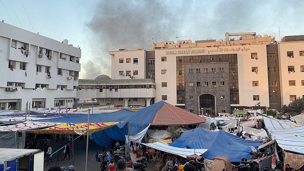 Nemocnice a-ífa ve mst Gaza (5. listopadu 2023)