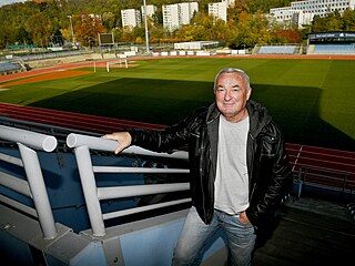 Vasil Kuej starí, otec novopeeného fotbalového reprezentanta Vasila Kueje.