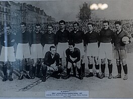 Sparanský tým z roku 1927, jen ovládl Stedoevropský pohár.