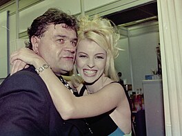 T�I O�Í�KY. Píse� Karla Svobody ze slavné pohádky nazpívala po letech Iveta...