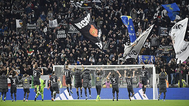Hri Juventusu slav se svmi fanouky vhru nad  Cagliari Calcio