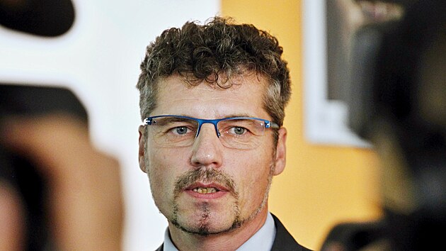 Akademick sent Jihoesk univerzity zvolil novm rektorem Pavla Kozka.