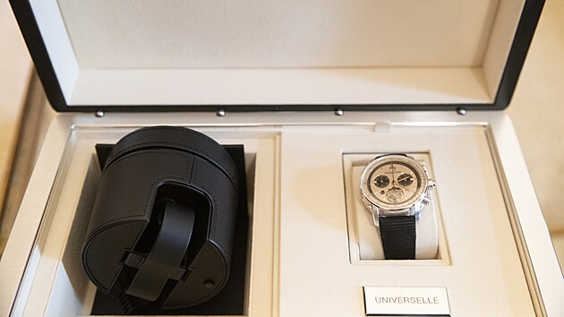 Investor, sbratel a Ji Heko pi pedn hodinek  Audemars Piguet Ultra-Complication Universelle RD#4.