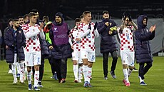 Radost chorvatských fotbalist po výhe v Lotysku.