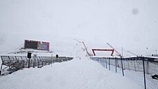 Sjezd ly�a�� v Zermattu zhatilo nep�íznivé po�así.