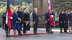 Slovenská prezidentka Zuzana �aputová s partnerem Jurajem Rizmanem p�ijela na...