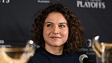 Jezdkyn� a mana�erka týmu Prague Lions Anna Kellnerová na tiskové konferenci...