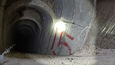 Vchod do tunelu vybudovaného palestinskou teroristickou organizací Hamás v...