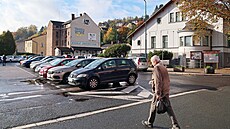 Parkovi�t� u �apkovy vily v Úpici