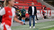 Karel Piták, trenér fotbalistek Slavie