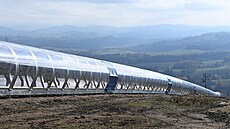 Horský areál Krali�ák investoval 14 milion� korun do krytého pojízdného pásu...