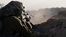 Izraelská armáda bhem odvetných operací v Pásmu Gazy (13. listopadu 2023)