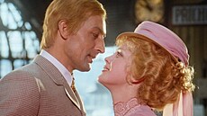 Michal Do�olomansk� a Na�a Konvalinkov� ve filmu Ad�la je�t� neve�e�ela (1978)