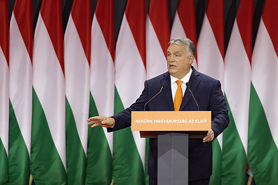 Maarský premiér Viktor Orbán (18. listopadu 2023)
