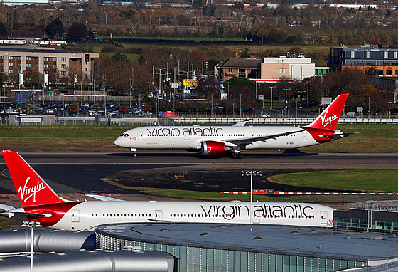 Odlet Boeingu 787 spolenosti Virgin Atlantic na první transatlantický do New...
