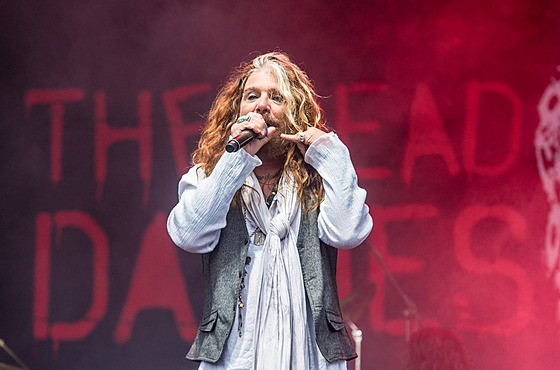 John Corabi zpvák kapely The Dead Daisies na Masters of Rock 2016.