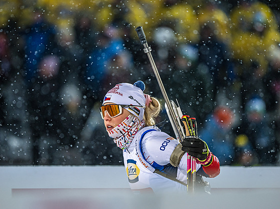 Tereza Voborníková bhem enské tafety v Östersundu.