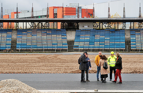 Rekonstrukce atletického stadionu v karlovarských Tuhnicích. Hotovo má být do...